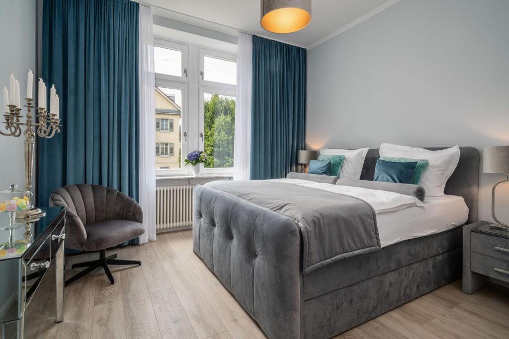 Vip Apart Center Баден-Баден Екстериор снимка